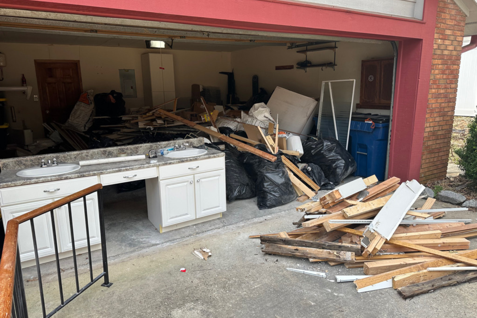 home clean outs in Peachtree City